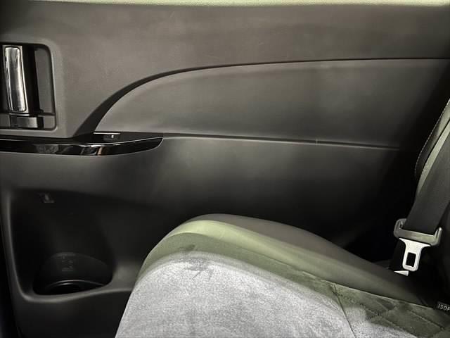 エスティマハイブリッド アエラス　プレミアム－Ｇ　純正１０インチナビ　両側パワースライドドア　モデリスタエアロ　フリップダウンモニター　ＥＴＣ２．０　衝突軽減ブレーキ　障害物センサー　シートヒーター　ハーフレザーシート　パワーシート　パワーバックドア（57枚目）