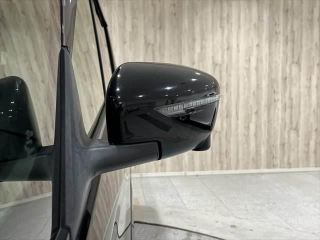 セレナ ｅ－パワー　ハイウェイスターＶ　純正９インチナビ　プロパイロット　全方位カメラ　両側パワースライドドア　リヤフリップダウンモニター　シートヒーター　ＬＥＤヘッドライト　禁煙車　ＥＴＣ　ドラレコ　パーキングアシスト　障害物センサー（28枚目）