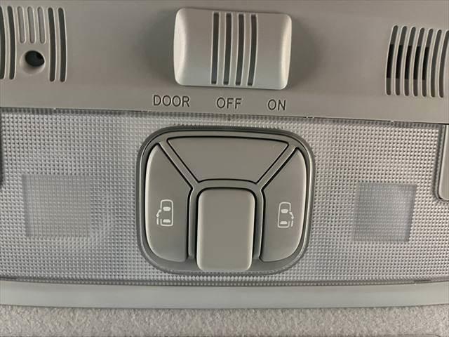 ☆両側パワースライドドア