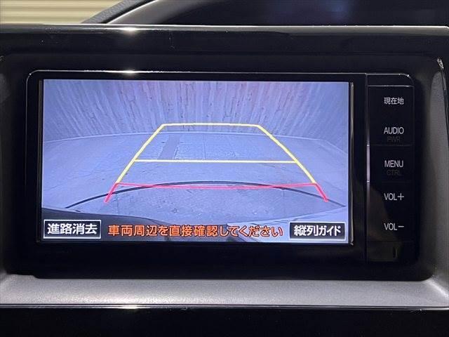 ヴォクシー ZS 煌 セーフティセンス 禁煙車 純正SDナビ フリップダウンモニター フルセグTV 衝突軽減ブレーキ バックカメラ Bluetooth LEDヘッドライト スマートキー オートマチックハイビーム(7枚目)