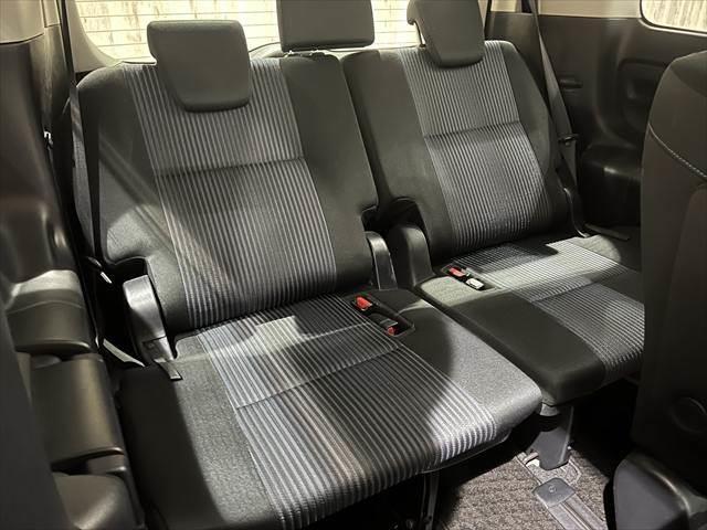 ヴォクシー ZS 煌 セーフティセンス 禁煙車 純正SDナビ フリップダウンモニター フルセグTV 衝突軽減ブレーキ バックカメラ Bluetooth LEDヘッドライト スマートキー オートマチックハイビーム(11枚目)