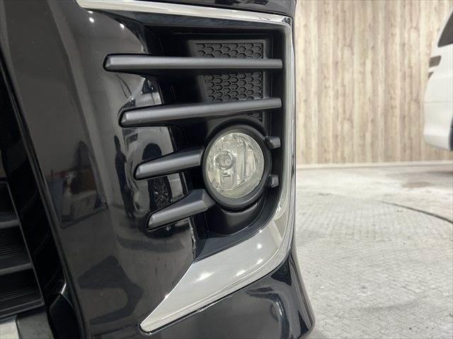 ヴォクシー ZS 煌 セーフティセンス 禁煙車 純正SDナビ フリップダウンモニター フルセグTV 衝突軽減ブレーキ バックカメラ Bluetooth LEDヘッドライト スマートキー オートマチックハイビーム(26枚目)