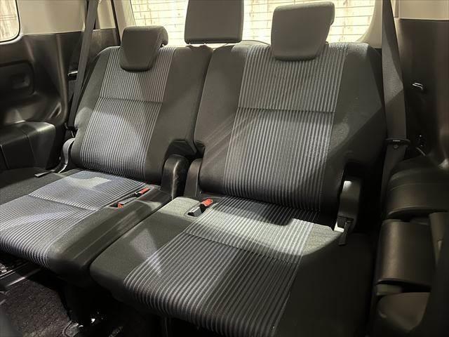 ヴォクシー ZS 煌 セーフティセンス 禁煙車 純正SDナビ フリップダウンモニター フルセグTV 衝突軽減ブレーキ バックカメラ Bluetooth LEDヘッドライト スマートキー オートマチックハイビーム(38枚目)