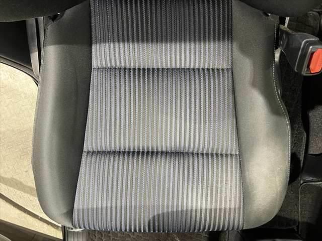 ヴォクシー ZS 煌 セーフティセンス 禁煙車 純正SDナビ フリップダウンモニター フルセグTV 衝突軽減ブレーキ バックカメラ Bluetooth LEDヘッドライト スマートキー オートマチックハイビーム(50枚目)