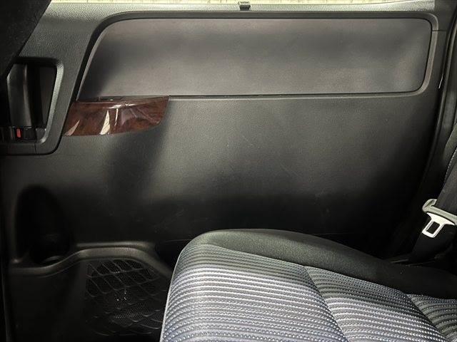 ヴォクシー ZS 煌 セーフティセンス 禁煙車 純正SDナビ フリップダウンモニター フルセグTV 衝突軽減ブレーキ バックカメラ Bluetooth LEDヘッドライト スマートキー オートマチックハイビーム(51枚目)