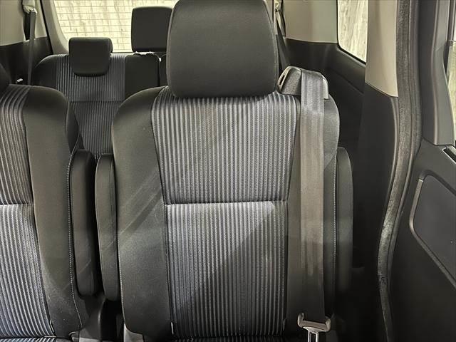 ヴォクシー ZS 煌 セーフティセンス 禁煙車 純正SDナビ フリップダウンモニター フルセグTV 衝突軽減ブレーキ バックカメラ Bluetooth LEDヘッドライト スマートキー オートマチックハイビーム(60枚目)