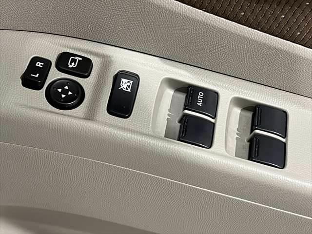 パレット リミテッド ユーザー買取車 メモリーナビ パワースライドドア 電動格納ミラー ベンチシート ETC CD再生 HIDヘッドライト プッシュスタート スマートキー 13インチアルミホイール(34枚目)