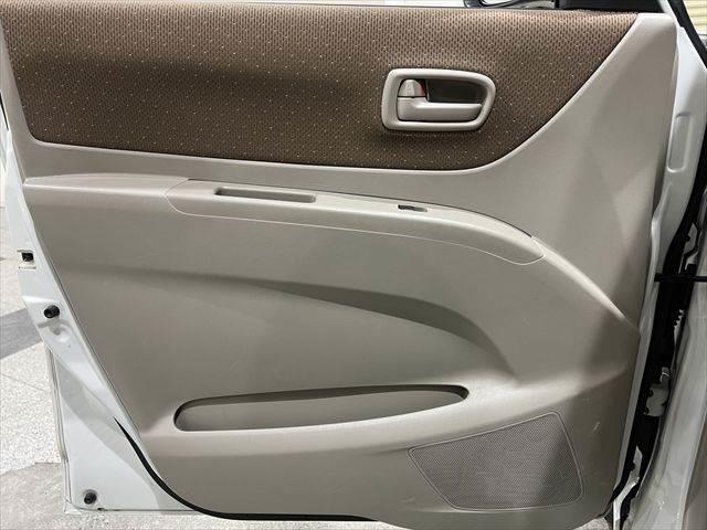 パレット リミテッド ユーザー買取車 メモリーナビ パワースライドドア 電動格納ミラー ベンチシート ETC CD再生 HIDヘッドライト プッシュスタート スマートキー 13インチアルミホイール(52枚目)