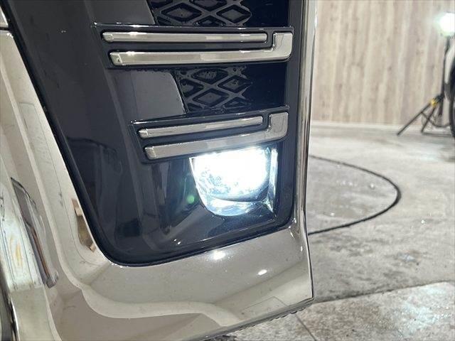 ヴェルファイア ２．５Ｚ　Ａエディション　レーダークルーズコントロール　トヨタセーフティセンス　アルパイン９インチナビ　両側パワースライドドア　禁煙車　バックカメラ　フルセグＴＶ　Ｂｌｕｅｔｏｏｔｈ　ＬＥＤヘッドライト　コーナーセンサー（14枚目）