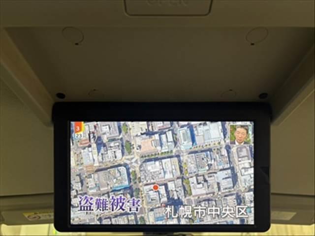 セレナ ｅ－パワー　ハイウェイスターＶ　プロパイロット　純正９インチナビ　禁煙車（6枚目）