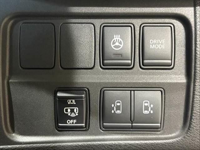 セレナ ｅ－パワー　ハイウェイスターＶ　プロパイロット　純正９インチナビ　禁煙車（7枚目）