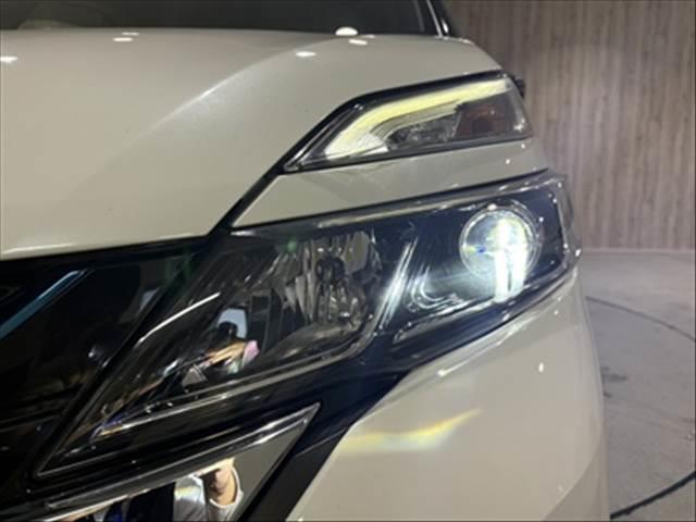 セレナ ｅ－パワー　ハイウェイスターＶ　プロパイロット　純正９インチナビ　禁煙車（13枚目）