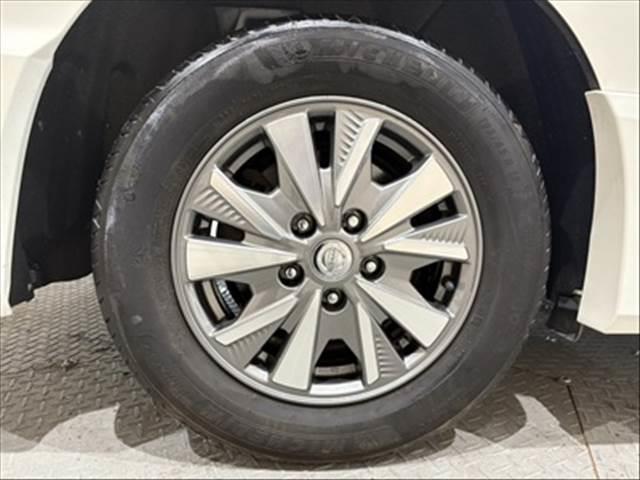 セレナ ｅ－パワー　ハイウェイスターＶ　プロパイロット　純正９インチナビ　禁煙車（27枚目）