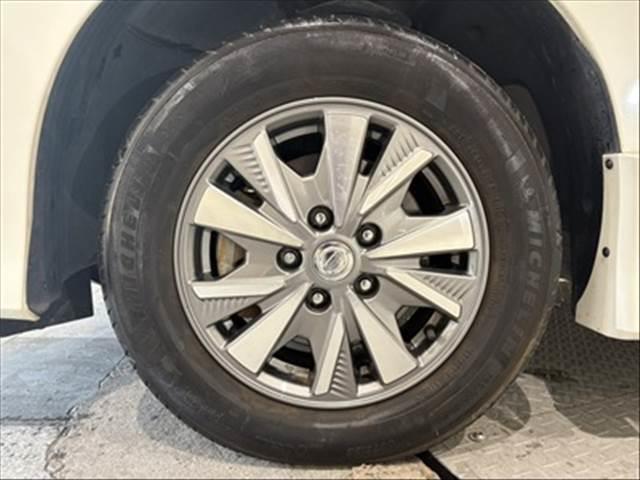 セレナ ｅ－パワー　ハイウェイスターＶ　プロパイロット　純正９インチナビ　禁煙車（30枚目）