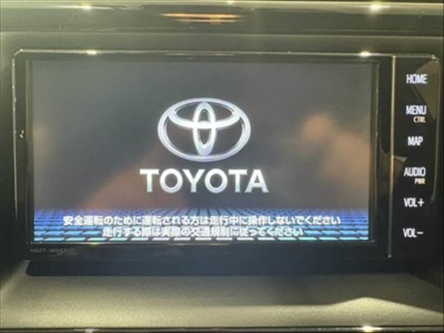ヴォクシー V トヨタセーフティセンス 純正SDナビ 禁煙車(4枚目)