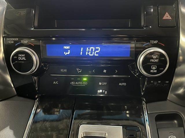 アルファード ２．５Ｓ　Ｃパッケージ　純正９インチナビ　禁煙車　クルーズコントロール　バックカメラ　両側パワースライドドア　電動リアゲート　フルセグＴＶ　Ｂｌｕｅｔｏｏｔｈ　ハーフレザーシート　パワーシート　ＬＥＤヘッドライト（40枚目）