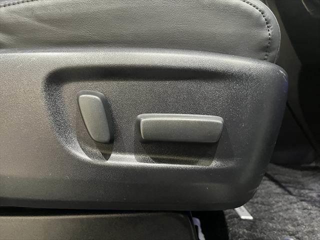 アルファード ２．５Ｓ　Ｃパッケージ　純正９インチナビ　禁煙車　クルーズコントロール　バックカメラ　両側パワースライドドア　電動リアゲート　フルセグＴＶ　Ｂｌｕｅｔｏｏｔｈ　ハーフレザーシート　パワーシート　ＬＥＤヘッドライト（50枚目）