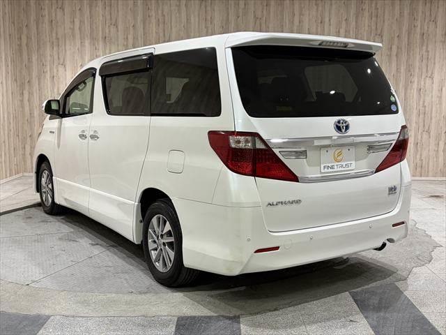 店舗敷地内に駐車スペースもございます。お車でのご来場をお考えの方はご安心ください♪