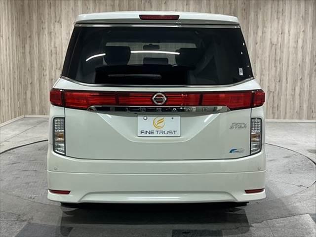 エルグランド 250ハイウェイスター メーカーナビ アラウンドビューモニター フルセグTV 禁煙車 HIDヘッドライト 両側パワースライドドア シートヒーター Bluetooth ETC クリアランスソナー 1500W給電 純正18インチ(20枚目)