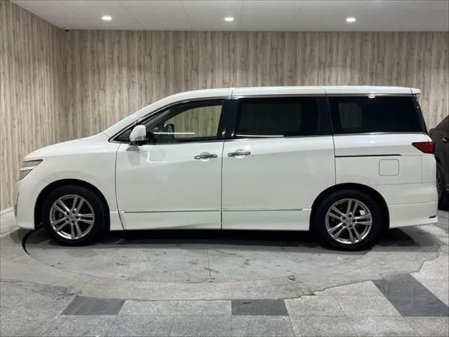 エルグランド 250ハイウェイスター メーカーナビ アラウンドビューモニター フルセグTV 禁煙車 HIDヘッドライト 両側パワースライドドア シートヒーター Bluetooth ETC クリアランスソナー 1500W給電 純正18インチ(22枚目)