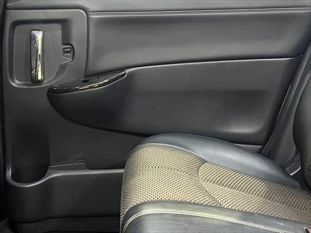 エルグランド 250ハイウェイスター メーカーナビ アラウンドビューモニター フルセグTV 禁煙車 HIDヘッドライト 両側パワースライドドア シートヒーター Bluetooth ETC クリアランスソナー 1500W給電 純正18インチ(56枚目)