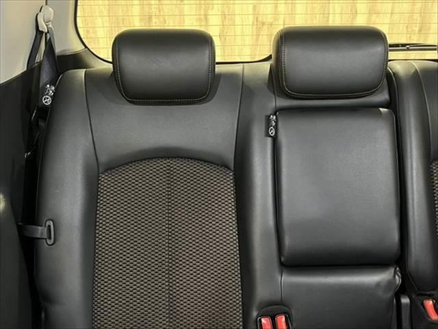 エルグランド 250ハイウェイスター メーカーナビ アラウンドビューモニター フルセグTV 禁煙車 HIDヘッドライト 両側パワースライドドア シートヒーター Bluetooth ETC クリアランスソナー 1500W給電 純正18インチ(59枚目)