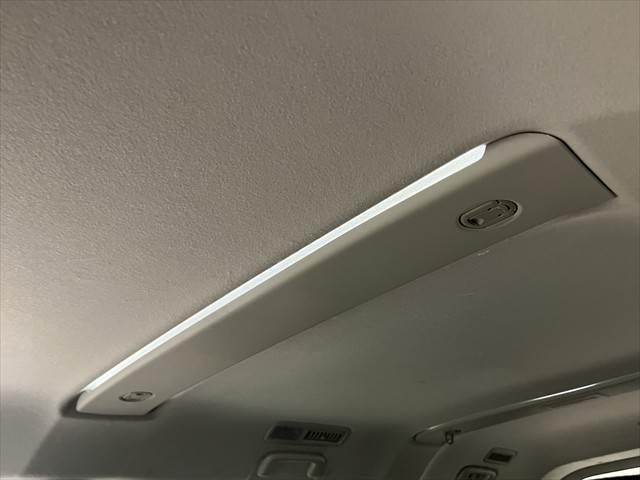 デリカD:5 シャモニー ディーゼル パドルシフト 禁煙車 メモリーナビ 両側パワースライドドア フルセグTV Bluetooth HIDヘッドライト シートヒーター パワーシート クルーズコントロール(51枚目)