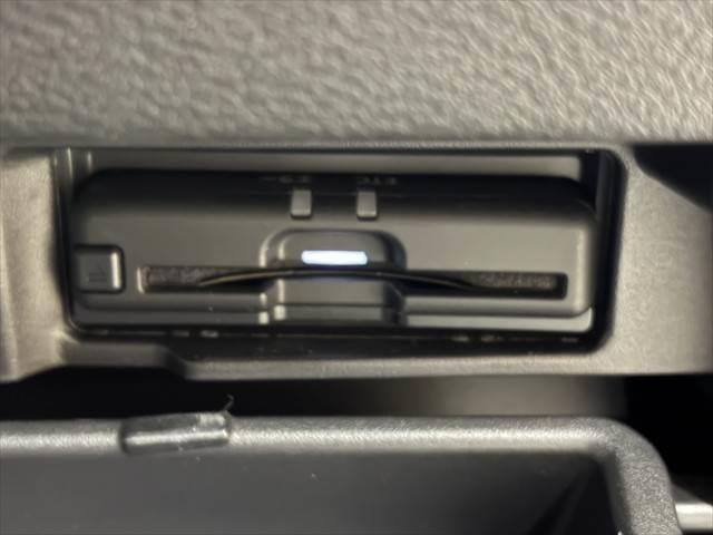 セレナ e-パワー ハイウェイスターG 純正10インチナビ 両側パワースライドドア レザーシート プロパイロット アラウンドビューモニター フルセグTV Bluetooth LEDヘッドライト 禁煙車 衝突軽減ブレーキ クリアランスソナー(45枚目)