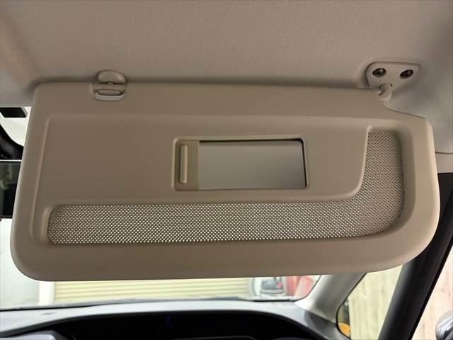 セレナ e-パワー ハイウェイスターG 純正10インチナビ 両側パワースライドドア レザーシート プロパイロット アラウンドビューモニター フルセグTV Bluetooth LEDヘッドライト 禁煙車 衝突軽減ブレーキ クリアランスソナー(54枚目)