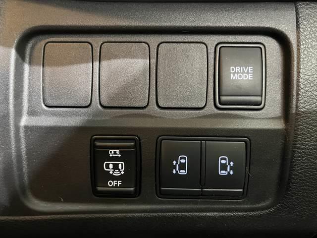 セレナ e-POWER ハイウェイスターV 純正10インチナビ プロパイロット(6枚目)