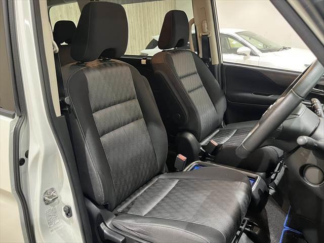 セレナ e-POWER ハイウェイスターV 純正10インチナビ プロパイロット(7枚目)