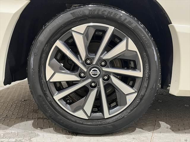 セレナ e-POWER ハイウェイスターV 純正10インチナビ プロパイロット(29枚目)