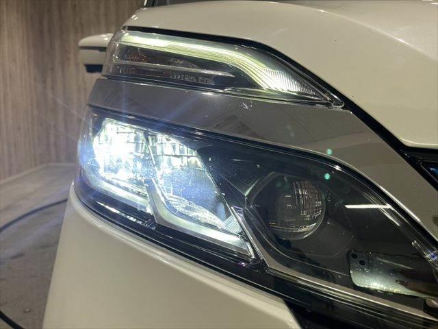 セレナ e-POWER ハイウェイスターV 純正10インチナビ プロパイロット(31枚目)