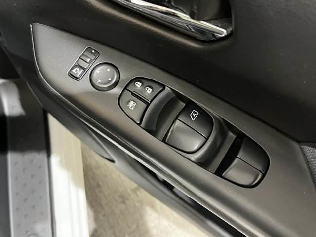 セレナ e-POWER ハイウェイスターV 純正10インチナビ プロパイロット(44枚目)