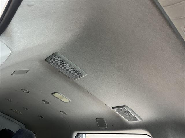 ハイエースワゴン グランドキャビン　保証付　禁煙車　４型　バックカメラ　クリアランスソナー　ＬＥＤオートヘッドライト　純正メモリーナビ　地デジテレビ　ＥＴＣ　Ｂｌｕｅｔｏｏｔｈ対応　１０人乗り（41枚目）