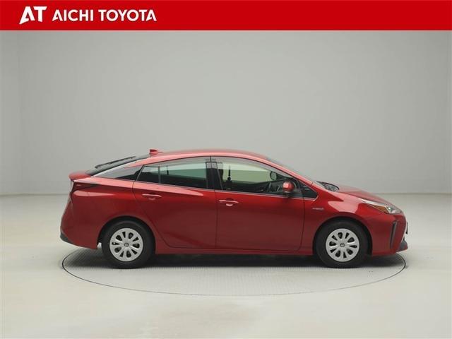 プリウス Ｓ　ＤＶＤ再生機能　ＥＳＣ　スマートキ－　地デジ　メモリーナビゲーション　ＬＥＤヘッドライト　ＥＴＣ車載器　フルオートエアコン　クルーズコントロール　エアバッグ　イモビ　パワーウインドウ　ＰＳ　ＴＶナビ（7枚目）