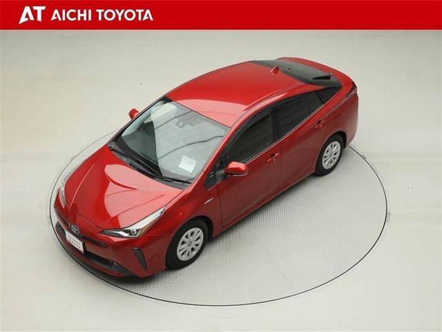 プリウス Ｓ　ＤＶＤ再生機能　ＥＳＣ　スマートキ－　地デジ　メモリーナビゲーション　ＬＥＤヘッドライト　ＥＴＣ車載器　フルオートエアコン　クルーズコントロール　エアバッグ　イモビ　パワーウインドウ　ＰＳ　ＴＶナビ（10枚目）