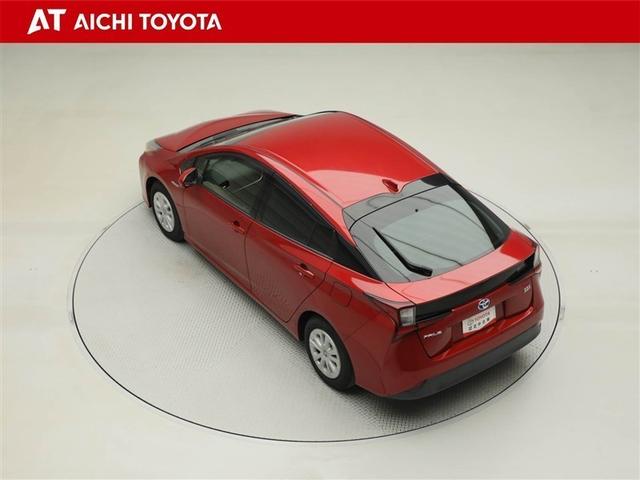 プリウス Ｓ　ＤＶＤ再生機能　ＥＳＣ　スマートキ－　地デジ　メモリーナビゲーション　ＬＥＤヘッドライト　ＥＴＣ車載器　フルオートエアコン　クルーズコントロール　エアバッグ　イモビ　パワーウインドウ　ＰＳ　ＴＶナビ（12枚目）