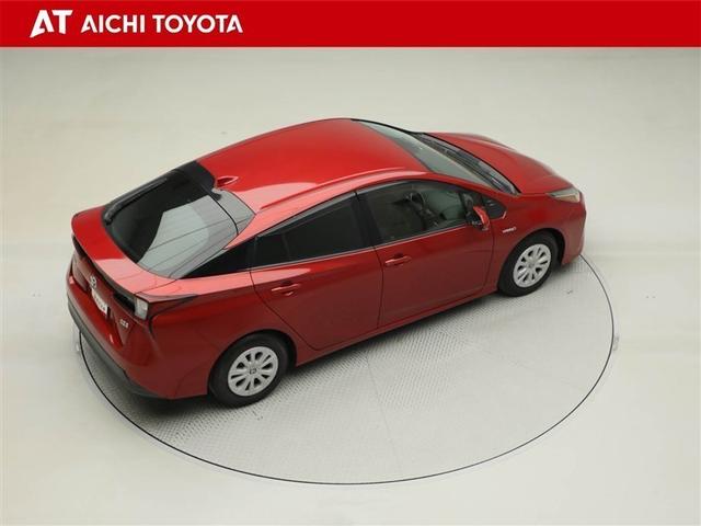 プリウス Ｓ　ＤＶＤ再生機能　ＥＳＣ　スマートキ－　地デジ　メモリーナビゲーション　ＬＥＤヘッドライト　ＥＴＣ車載器　フルオートエアコン　クルーズコントロール　エアバッグ　イモビ　パワーウインドウ　ＰＳ　ＴＶナビ（14枚目）