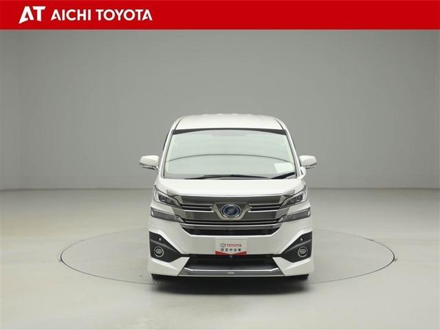 ヴェルファイアハイブリッド V Lエディション 地デジ Bカメラ LED 本革 クルコン ワンオーナー 衝突軽減 両側電動ドア 100V電源 DVD再生 メモリーナビ 4WD ETC スマートキー 3列シート ドラレコ ミュージックプレイヤー接続可(9枚目)