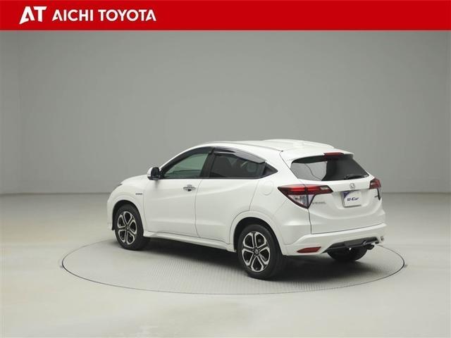 ヴェゼル ハイブリッドＺ　Ｒカメ　スマキー　アルミ　ＬＥＤランプ　ＥＴＣ付　サイドカーテンエアバック　運転席助手席エアバッグ　ＶＳＡ　パワーステアリング　フルオートエアコン　メモリナビ　キーフリ　ナビＴＶ　ＤＶＤ再生可　ＡＢＳ（4枚目）