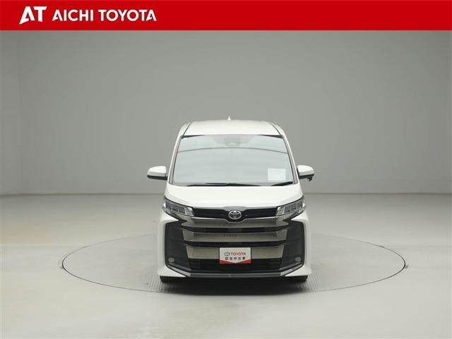 ノア Ｓ－Ｚ　アルミホイール　ＴＶ　デュアルエアコン　クルーズコントロール　盗難防止装置　ＬＥＤライト　両側自動ドア　キーレス　横滑り防止　ワンオーナー　三列シート　ＤＶＤ再生　ミュージックプレイヤー接続可　ＥＴＣ（9枚目）