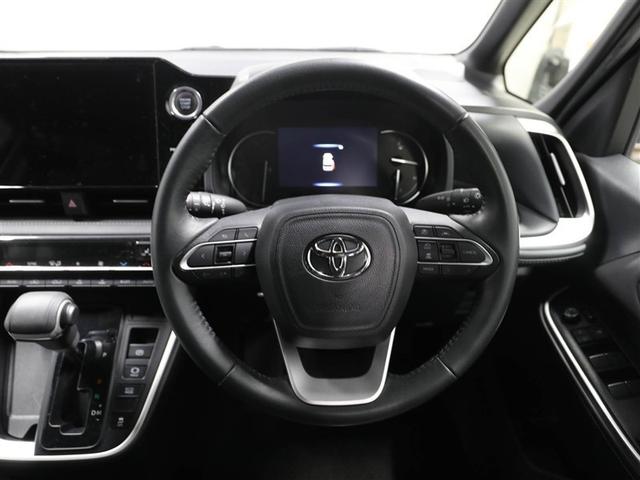 ノア Ｓ－Ｚ　アルミホイール　ＴＶ　デュアルエアコン　クルーズコントロール　盗難防止装置　ＬＥＤライト　両側自動ドア　キーレス　横滑り防止　ワンオーナー　三列シート　ＤＶＤ再生　ミュージックプレイヤー接続可　ＥＴＣ（24枚目）