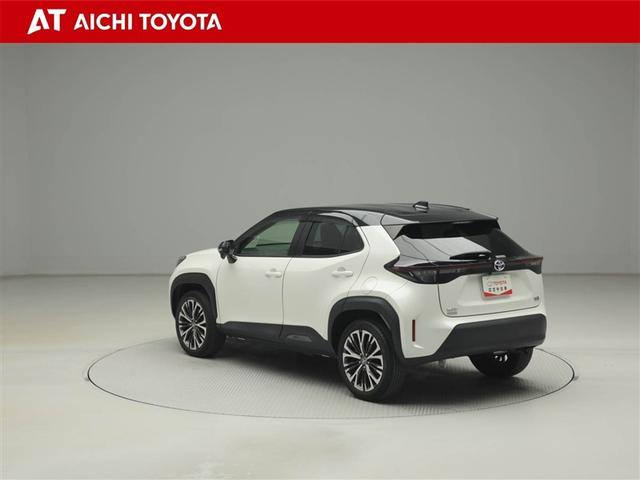 ヤリスクロス ハイブリッドZ インテリジェントキー アルミホイル LEDライト 1オ-ナ- リアカメラ クルーズコントロール 横滑り防止システム ナビTV メモリーナビゲーション 電動シ-ト パワステ オートエアコン キーフリー(4枚目)