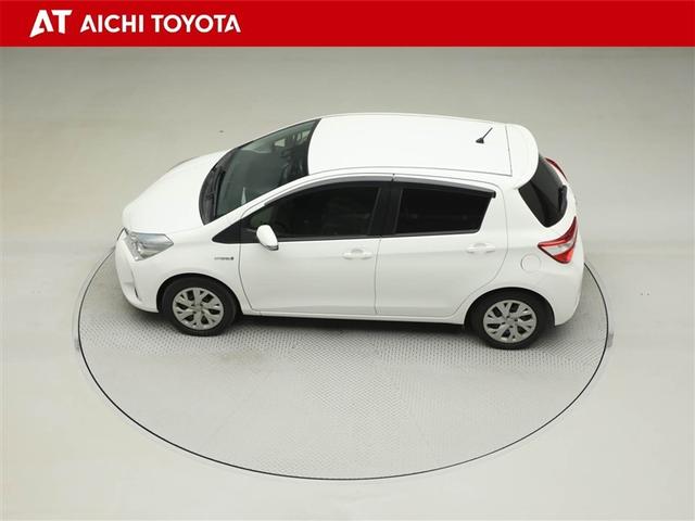 ヴィッツ ハイブリッドU ドライブレコーダー バックガイドモニター 衝突軽減システム ワンオーナー車 地デジ AUX DVD再生可 ETC オートエアコン クルーズコントロール メモリナビ エアバッグ キーフリー ナビ&TV(11枚目)
