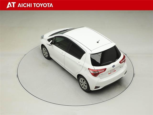 ヴィッツ ハイブリッドU ドライブレコーダー バックガイドモニター 衝突軽減システム ワンオーナー車 地デジ AUX DVD再生可 ETC オートエアコン クルーズコントロール メモリナビ エアバッグ キーフリー ナビ&TV(12枚目)