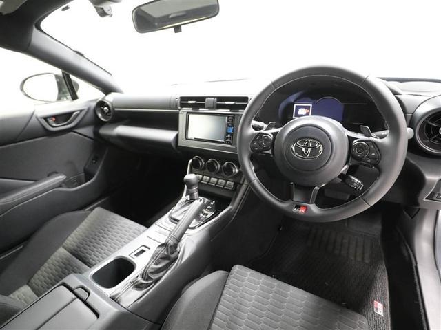 GR86 SZ 地上デジタル スマートキ- クルコン LEDヘッドライト ナビ&TV 横滑防止装置 フルオートエアコン ドラレコ アルミ DVD再生 ミュージックプレイヤー接続可 盗難防止装置 キーレスエントリー(18枚目)