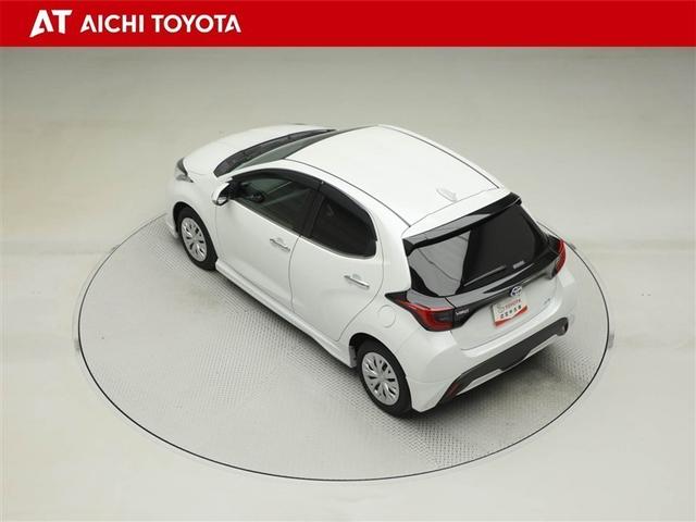 ヤリス ハイブリッドＺ　ＰＣＳ　エアロ　地デジ　Ｂカメラ　ＬＥＤランプ　スマキー　ＥＴＣ付き　メディアプレイヤー接続　ナビＴＶ　ＶＳＣ　パワステ　１オナ車　クルコン　カーテンエアバック　キーフリー　ＡＢＳ　イモビ　エアコン（12枚目）