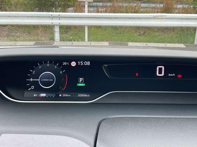 セレナ ハイウェイスターＶ　２．０　ハイウェイスター　Ｖ　社外メモリーナビ　社外ドライブレコーダー（5枚目）