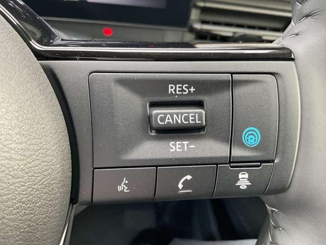 セレナ ｅ－４ＯＲＣＥ　ハイウェイスターＶ　１．４　ｅ－４ＯＲＣＥ　ハイウェイスターＶ　４ＷＤ　雹害車　メーカー装着メモリーナビ（15枚目）